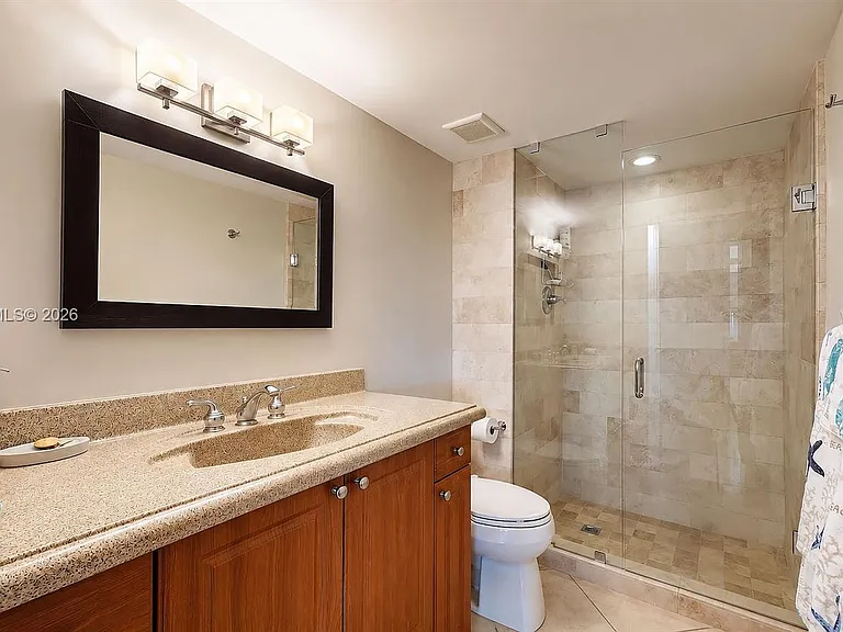 2401 Collins Ave #1709 — Photo 22
