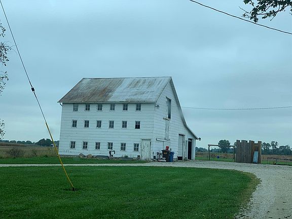 3rd image of 1775 E State Road 14