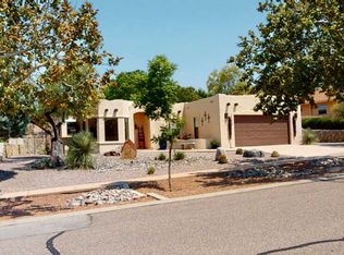 4415 Los Arboles Dr, Las Cruces, NM 88011