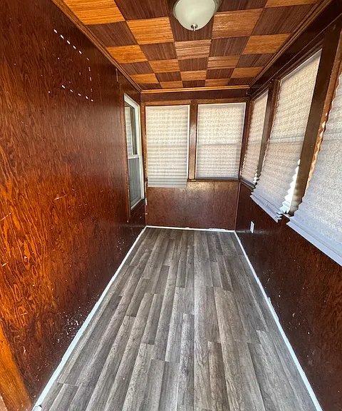 4200 Grace Ct — Photo 2