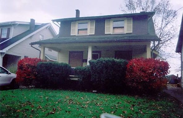 1st image of 71 E Philadelphia Ave
