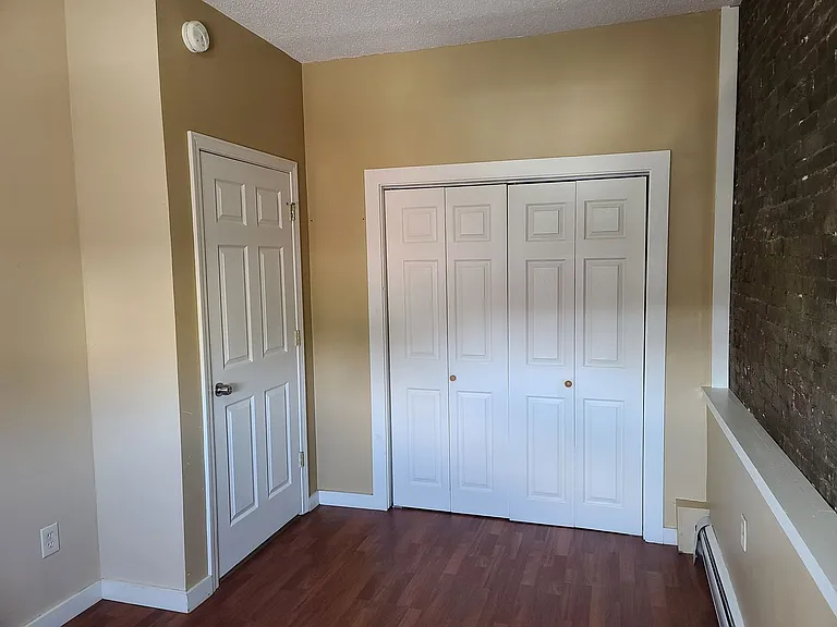 14-18 Broad St — Photo 6