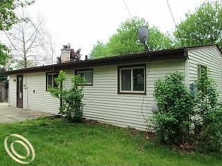 4th image of 1329 S Carlson St