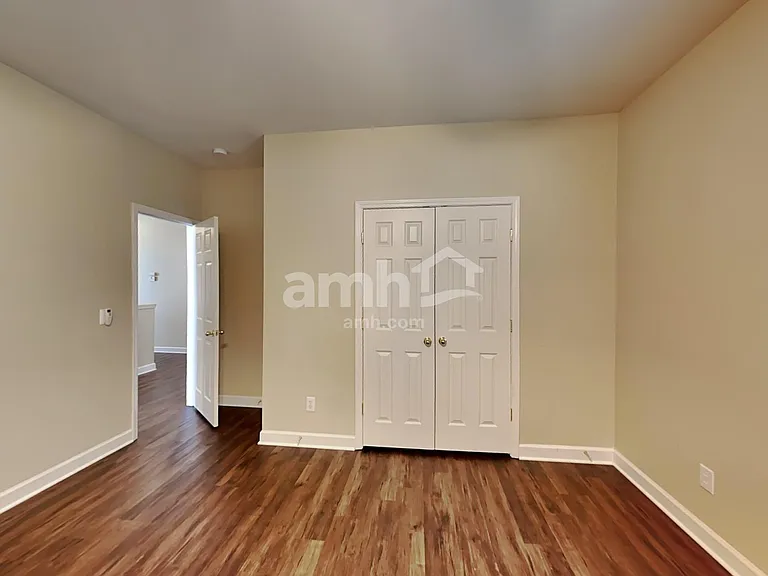 1725 Woodland Pointe Dr — Photo 13