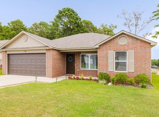 1320 Meadows Dr, Benton, AR 72019