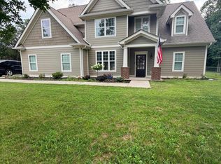 2100 Mountain Hollow Dr, Signal mountain, TN 37377