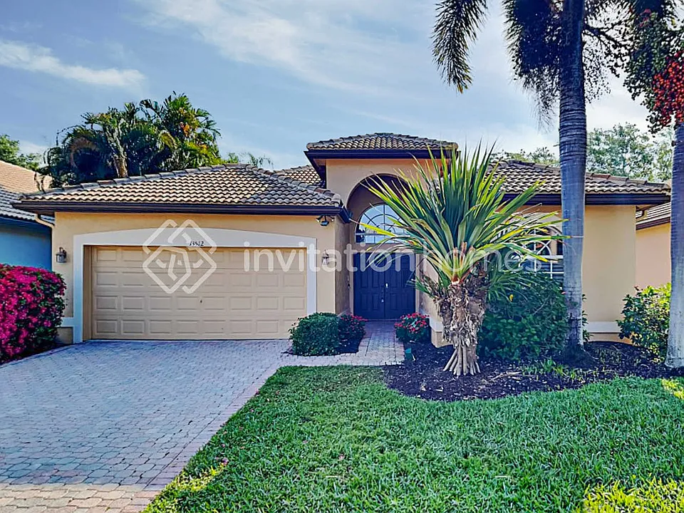 13512 Carrick Green Ct