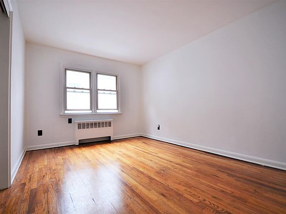 5th image of 194 Saratoga Ave APT 2