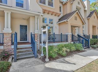 369 Pacific Dr, Mountain View, CA 94043
