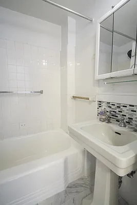 Rented by Benjamin Rose Real Estate | media 7