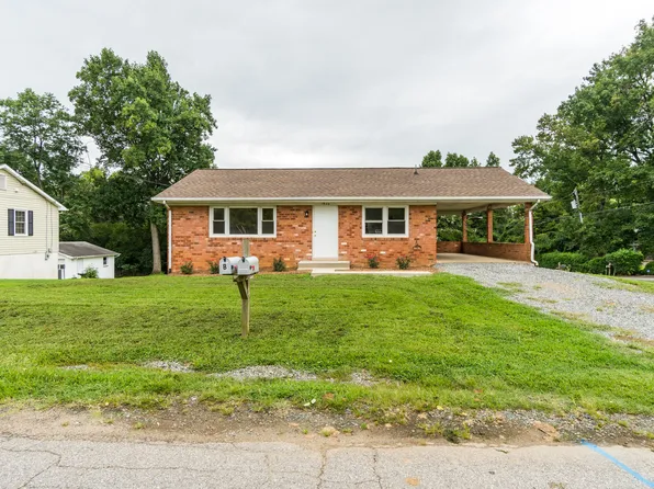 1900 Mimosa Street, 1900 Mimosa St #A, Fredericksburg, VA 22405