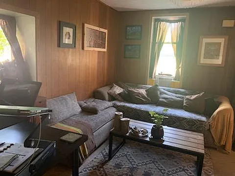 Living room - previous tenant.