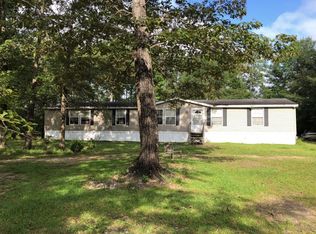 1796 Barfield Rd SW, Townsend, GA 31331