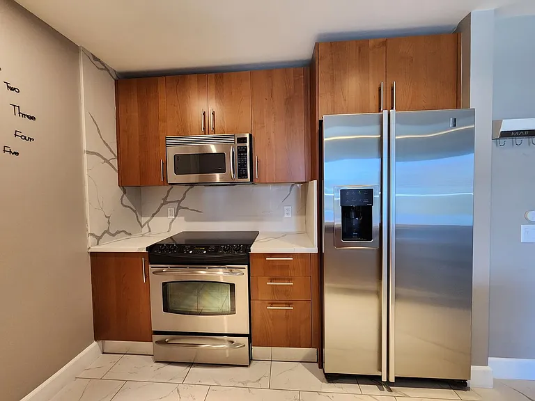 200 W Sahara Ave #502 — Photo 11