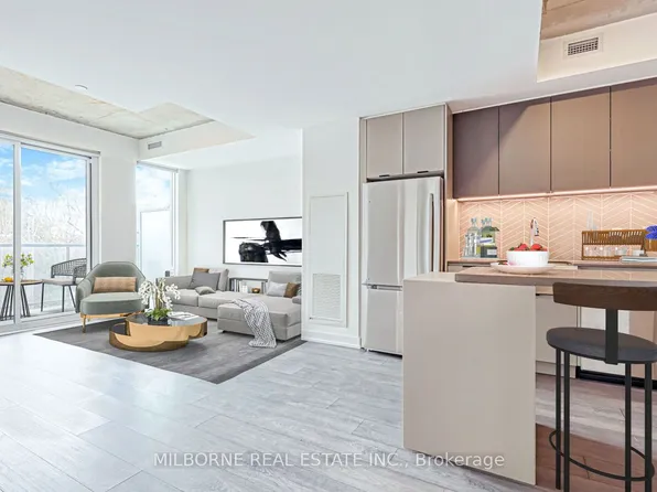 57 Brock Ave #213, Toronto, ON M6K 0H3