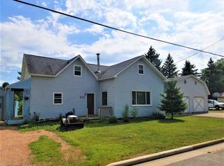 211 Quaw Ave, Edgar, WI 54426