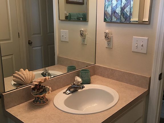 5th image of 7608 Bristol Park Dr