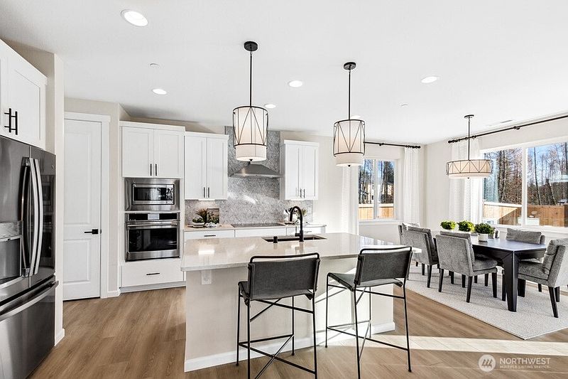 5th image of 4734 85th Avenue NE #16