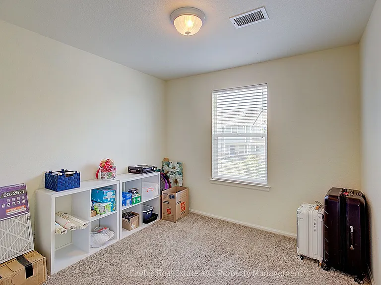 5753 Ceylon St — Photo 25