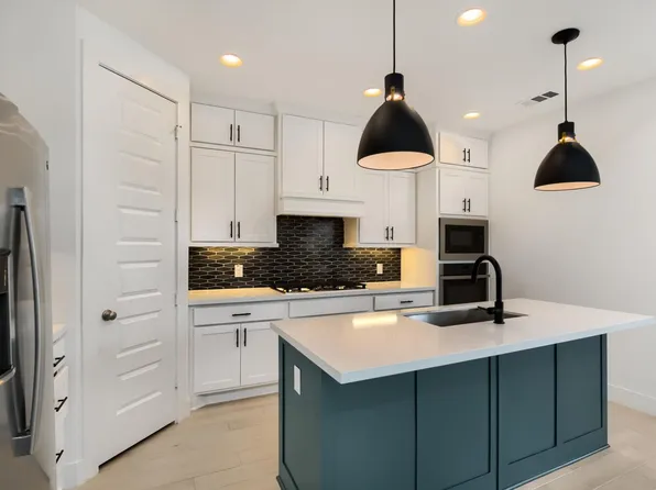 1505 Seeger Dr, Pflugerville, TX 78660