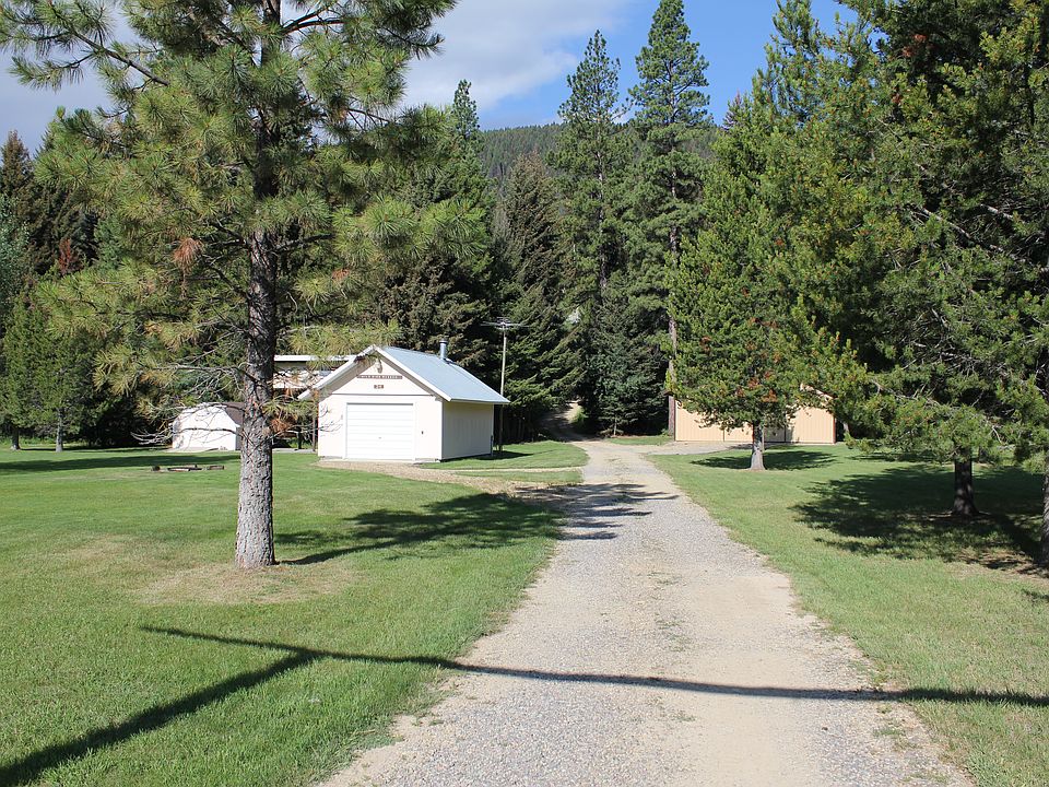 2nd image of 2472 Lincoln Springs Dr