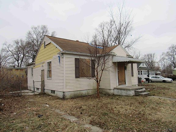 7631 Plainview