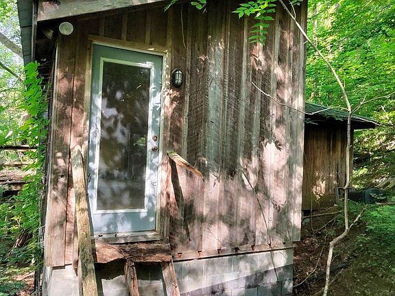 5th image of 2450 Ponder Rd