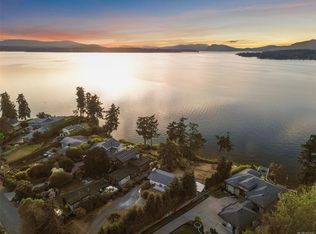 9760 Glynnwood Park Rd, North Saanich, BC V8L 5H4