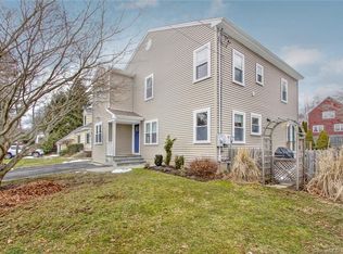 18 Old Elm Rd, Fairfield, CT 06825