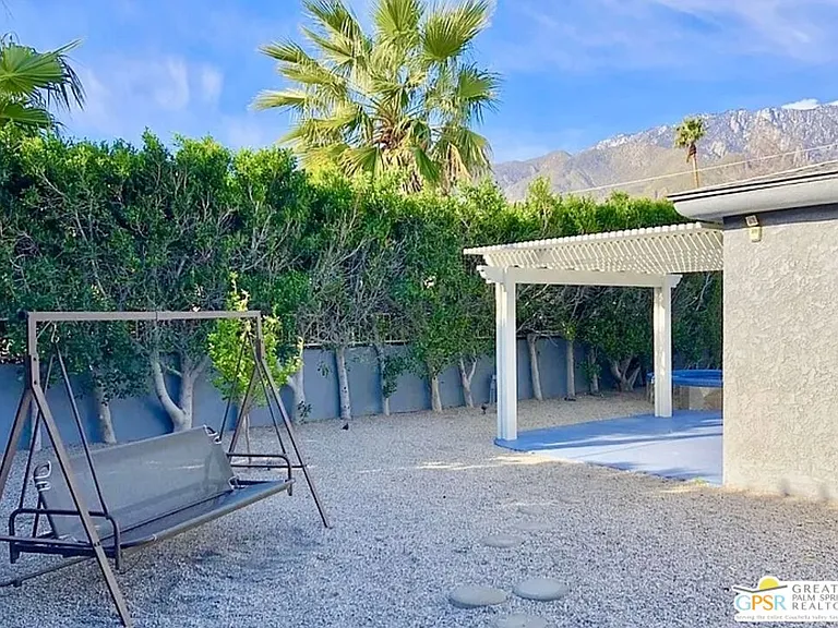 123 W San Carlos Rd — Photo 18