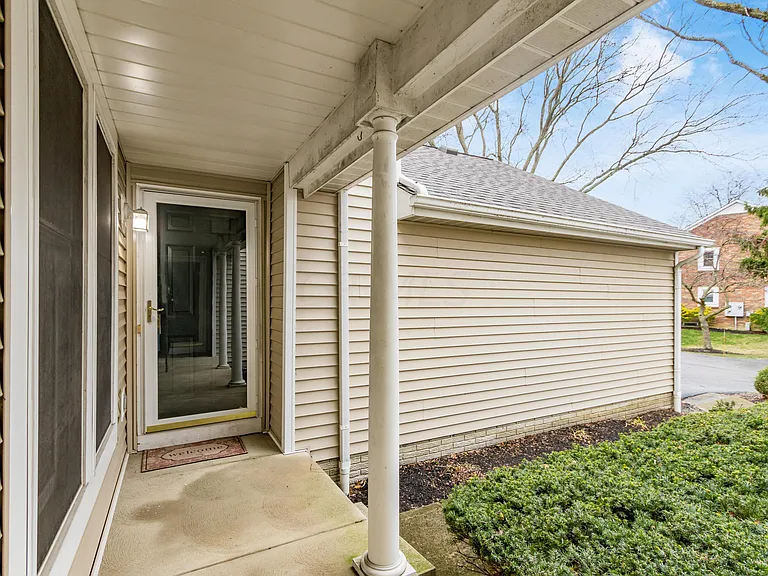 5841 Elmbridge Ln #4-27 — Photo 50