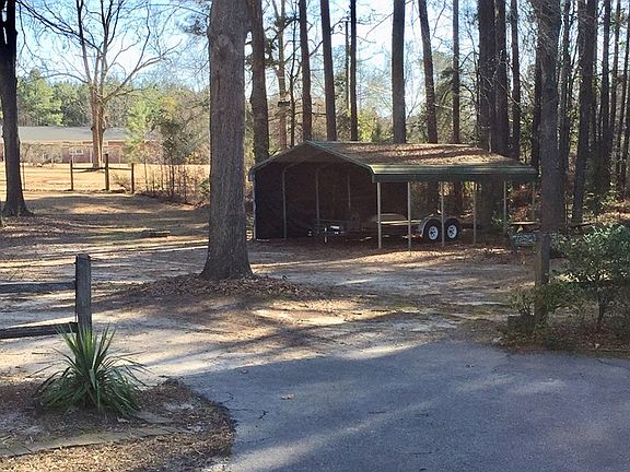 5th image of 108 Hillcrest Dr