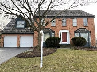 661 Lexington Sq W, Gurnee, IL 60031