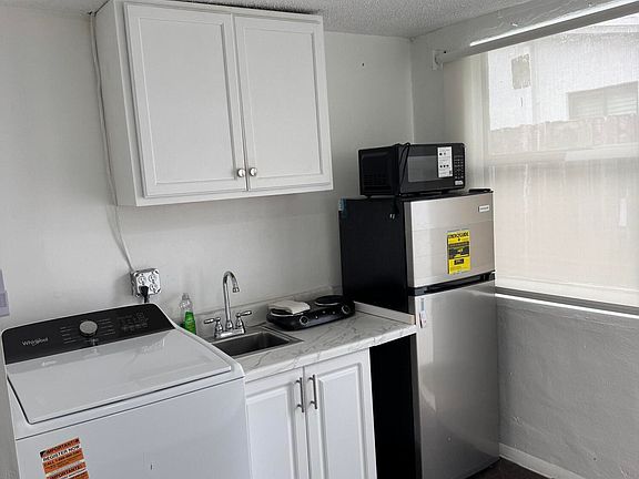 2nd image of 6963 SW 19th St