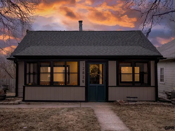 12826 S 9th St, Bellevue, NE 68123