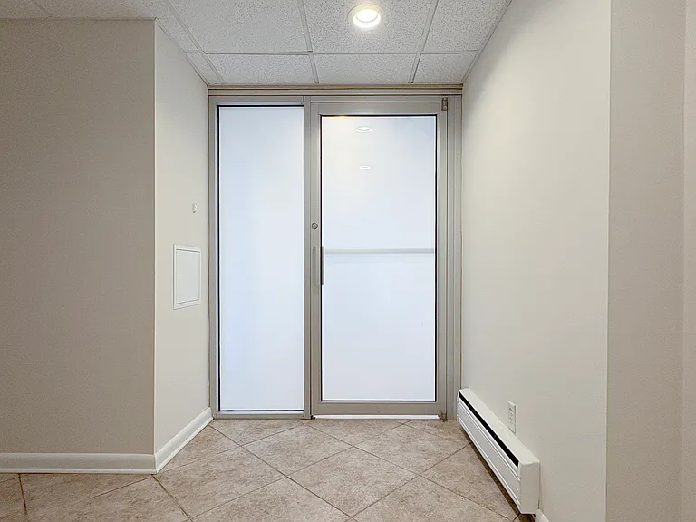 Boulevard Suites — Photo 33