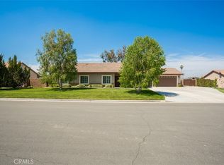 55 Carlin Ln, Riverside, CA 92507