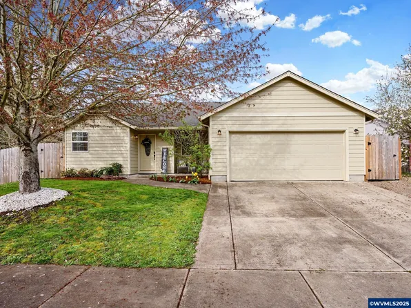 1729 Wendy St NE, Salem, OR 97305