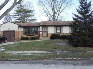 209 N Norman Dr, Palatine, IL 60074