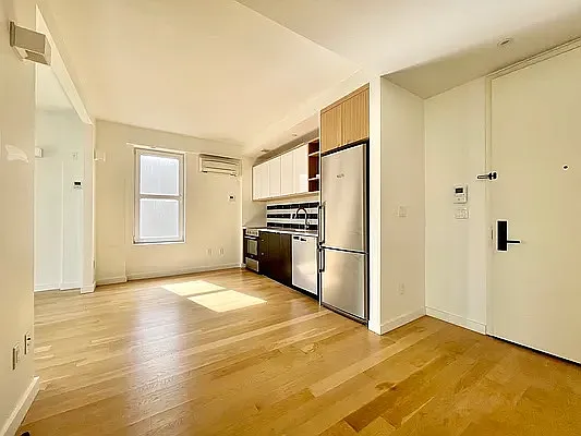 Rented by ERNY LLC | media 26