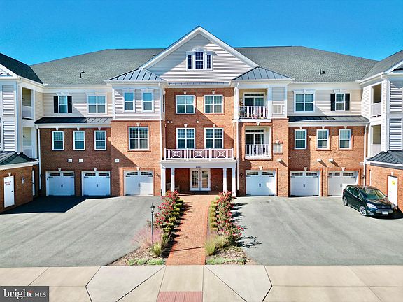 2nd image of 21025 Rocky Knoll Sq APT 204