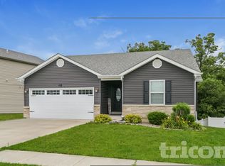 48 Huntleigh Park Ct, Wentzville, MO 63385