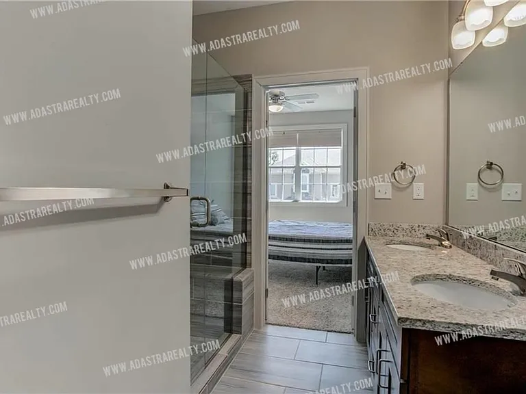 15852 Valley View Dr — Photo 11