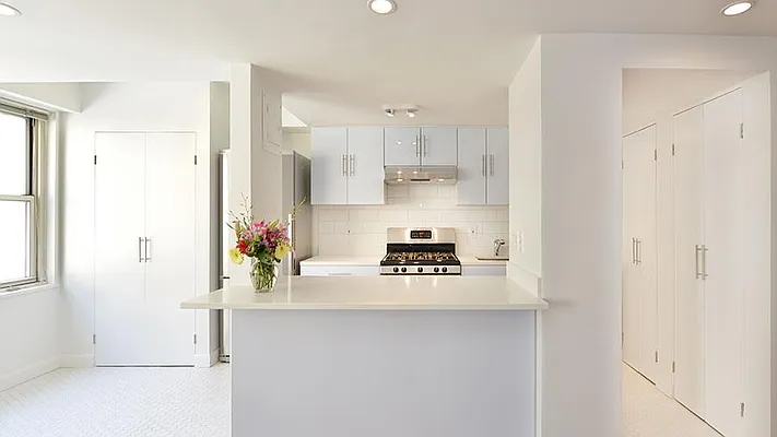 Sold by Fenwick Keats Real Estate | media 2