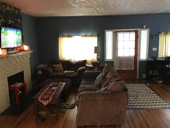 2nd image of 1 Blaine Ave