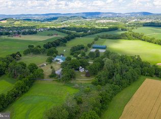 140 Evans Hill Rd, Sinking Spring, PA 19608