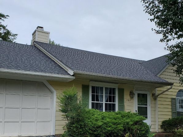107 Colchester Ct
