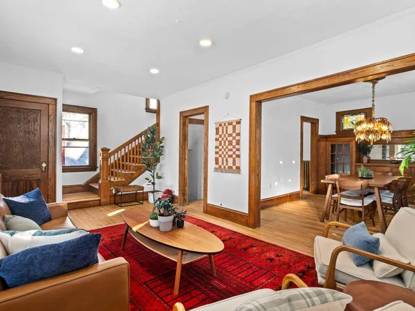 3233 Girard Ave S, Minneapolis, MN 55408