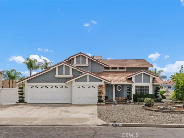 44269 Compiegne Dr, Hemet, CA 92544