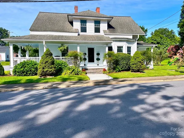 307 E Academy St, Cherryville, NC 28021